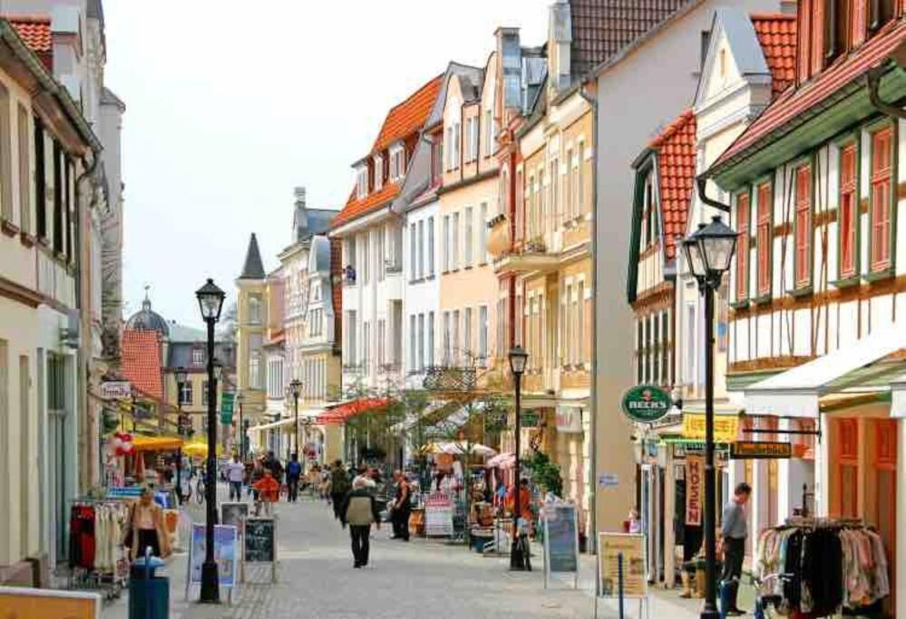 Ferienwohnung Lavendel Waren  Buitenkant foto